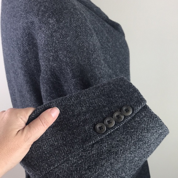 L.L. Bean 100% Shetland Wool Insulated Jacket - Picture 4 of 14